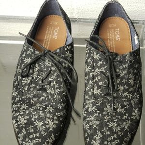 Tom's》10 Black Denim Floral Classic Oxford Shoes